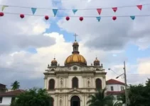 o que abre e fecha em Prudente no feriado de Tiradentes